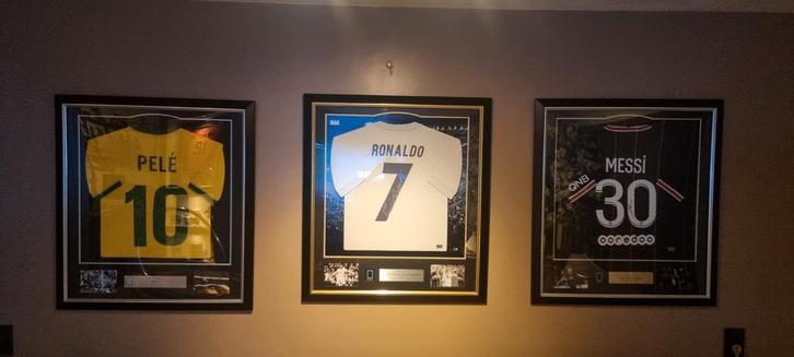 Lees Beschrijving Goed - Gecertificeerd Door GOAT. De Beste., Verzamelen, Sportartikelen en Voetbal, Nieuw, Shirt, Overige sporten