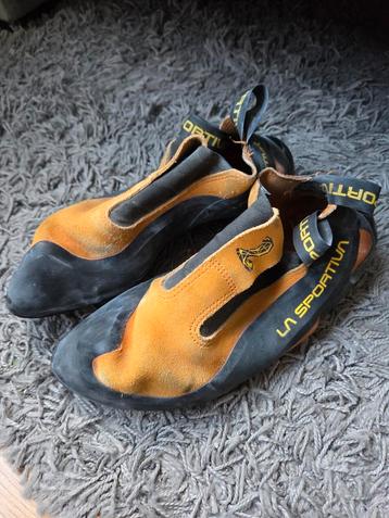 La Sportiva Cobra - Klimschoenen - Maat 43 - Oranje beschikbaar voor biedingen