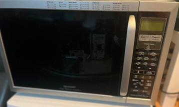 Sharp  Microwave & Oven Combo for Sale beschikbaar voor biedingen