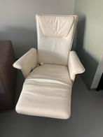 Relaxfauteuil crème met RVS onderstel, nog in goede staat!, Huis en Inrichting, Fauteuils, Ophalen, Gebruikt, Leer, 75 tot 100 cm