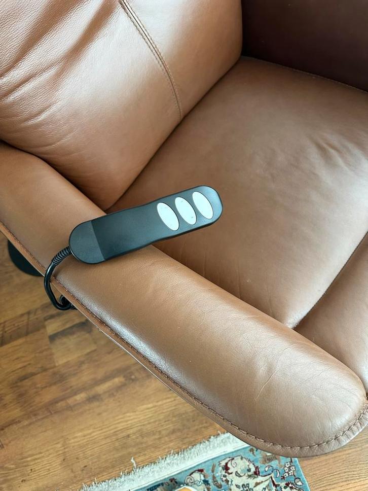 Bruine Prominent Sta-op Stoel, Huis en Inrichting, Fauteuils, Gebruikt, Leer, 75 tot 100 cm, Minder dan 75 cm, Ophalen