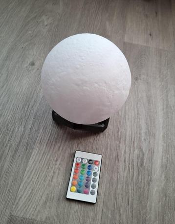 Moonlamp exclusief 3 aaa batterijen Led licht welke je kan v