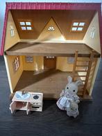 Sylvanian Families huis met twee konijntjes, Ophalen of Verzenden, Zo goed als nieuw, Meisje