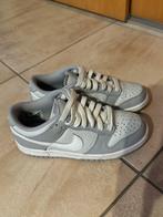 Nike Dunk Low maat 35.5, Kinderen en Baby's, Kinderkleding | Schoenen en Sokken, Ophalen of Verzenden, Zo goed als nieuw, Jongen of Meisje