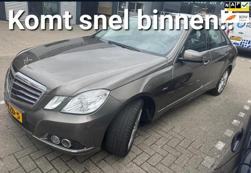 Mercedes-Benz E-klasse 200 CGI Elegance Navi/Leder/Clima, Auto's, Mercedes-Benz, Te koop, E-Klasse, ABS, Airbags, Airconditioning