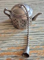 Vintage wierookhouder in de vorm van een theepot., Overige materialen, Ophalen of Verzenden, Zo goed als nieuw, Kandelaar