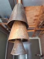 Koperen klingel bellen, Ophalen