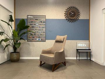 Giorgetti | Umberto Asnago | Mobius Wing Chair 63940 | 1x beschikbaar voor biedingen
