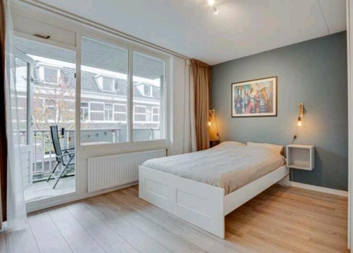 Mooie Ikea bed, lattenbodems, goede matras 140x200 cm, Huis en Inrichting, Slaapkamer | Bedden, Zo goed als nieuw, Tweepersoons