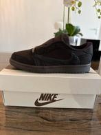 Jordan 1 Retro Low OG SP Travis Scott Velvet Brown (PS) 32, Ophalen of Verzenden, Nieuw, Bruin, Sneakers of Gympen