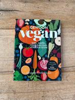 Kookboek: Gewoon Vegan - Heerlijke Vegan Recepten, Boeken, Voorgerechten en Soepen, Ophalen of Verzenden, Zo goed als nieuw, Gezond koken