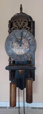 Lantaarnklok op houten console, Antiek en Kunst, Antiek | Klokken, Ophalen of Verzenden
