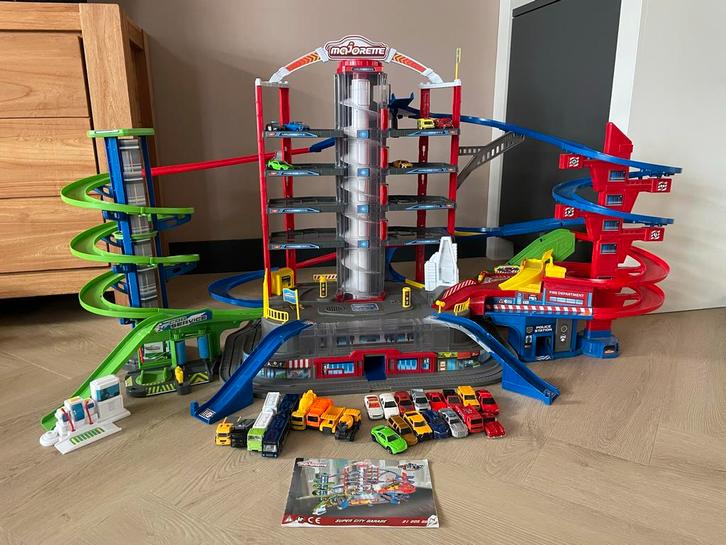 Majorette Speelgoedgarage met Autolift, Kinderen en Baby's, Speelgoed | Bouwstenen, Gebruikt, Overige merken, Ophalen
