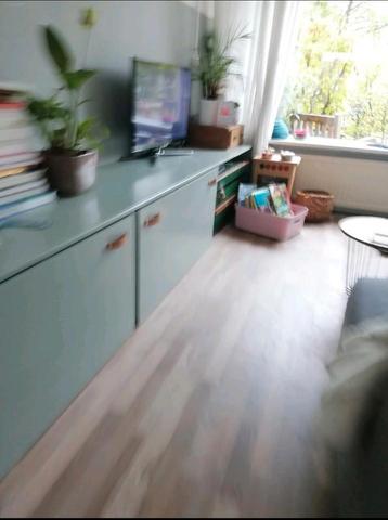 Wandmeubel 530cm handgemaakt met lades, speelplek + tv-kast beschikbaar voor biedingen