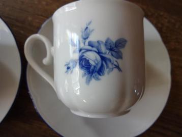 Kop en schotel Rosita(2 st.),blauwe roos, DE beschikbaar voor biedingen