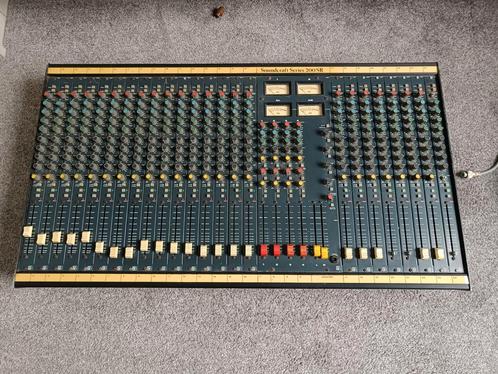 Soundcraft 24 in, 4 aux, series 200SR analoge mengtafel, Muziek en Instrumenten, Mengpanelen, Gebruikt, 20 kanalen of meer, Microfooningang