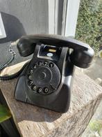Heel mooi antiek bakelieten Telefoon (1961- van PTT)..., Antiek en Kunst, Curiosa en Brocante, Ophalen of Verzenden