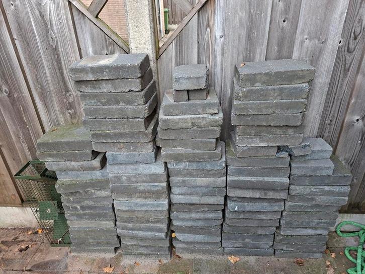 95 Trommelstenen Grijs 30x20 cm, Tuin en Terras, Tegels en Klinkers, Gebruikt, Klinkers, Beton, 5 tot 10 m², Ophalen of Verzenden
