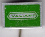 VALIANT groen op aluminium auto speldje ( D_098a ), Verzamelen, Speldjes, Pins en Buttons, Verzenden, Zo goed als nieuw, Transport