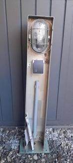 BUITENLAMP MET STOPCONTACT, Tuin en Terras, Buitenverlichting, Ophalen, Zonne-energie, Bewegingssensor, Minder dan 50 watt