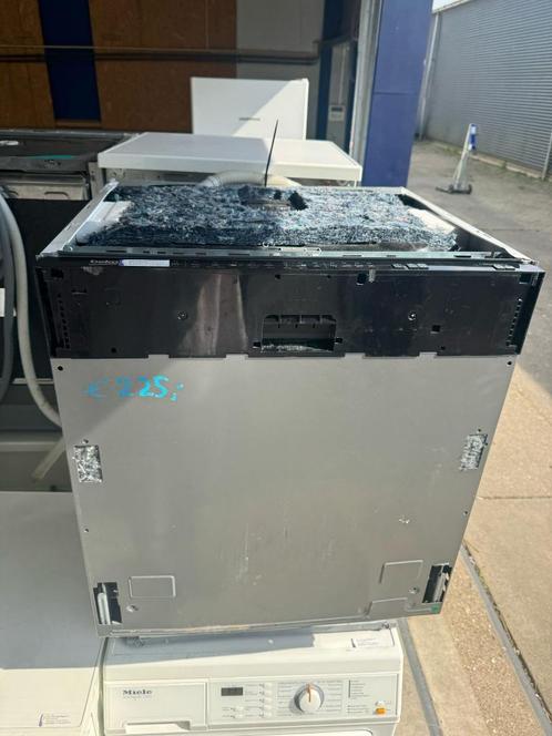 Beko Vaatwasser vol gein schoon garantie bezorging , Witgoed en Apparatuur, Vaatwasmachines, Zo goed als nieuw, Inbouw, Minder dan 85 cm