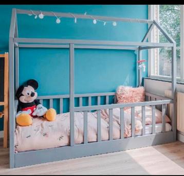 Montessori bedframe - montessori huis bed beschikbaar voor biedingen