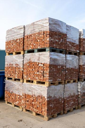 Oude Gronings rode gladde vormbak steen 20.5 x 5 350M2 beschikbaar voor biedingen