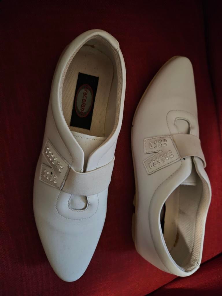 Witte platte schoenen - Maat 38, Ophalen, Wit, Ballerina's, Zo goed als nieuw
