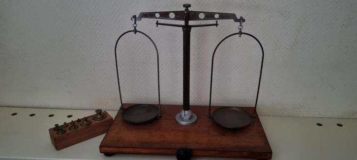 Apotheek weegschaal jaren 30 compleet, Antiek en Kunst, Antiek | Gereedschap en Instrumenten, Ophalen