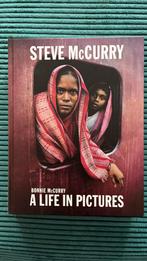 Steve McCurry - A Life in Pictures (Hardcover), Boeken, Ophalen of Verzenden, Zo goed als nieuw, Kunst en Cultuur