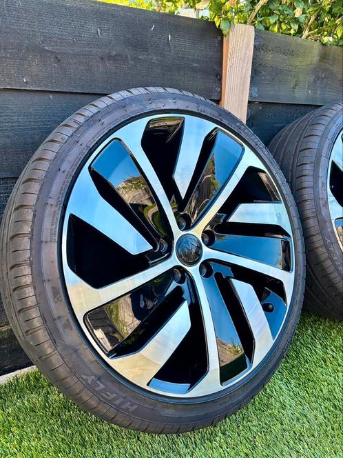 Volkswagen lichtmetalen velgen Montevideo 19” (arteon), Auto-onderdelen, Banden en Velgen, Banden en Velgen, Zomerbanden, 19 inch