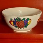 Kom  met fruitdecoratie, Huis en Inrichting, Keuken | Servies, Gebruikt, Keramiek, Ophalen of Verzenden, Schaal of Schalen