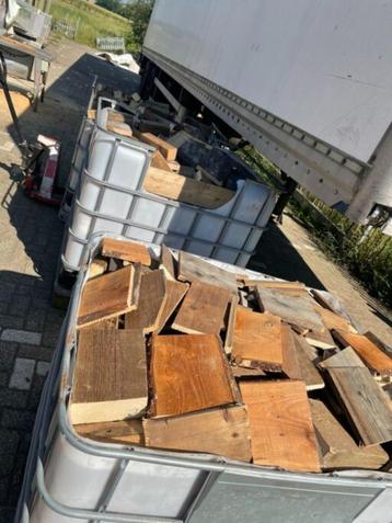 Brandhout beschikbaar voor biedingen