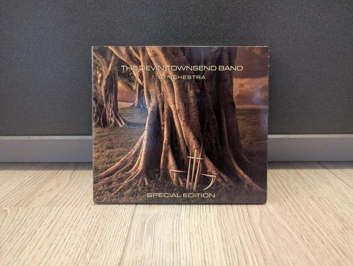Devin Townsend Band: Synchestra (S.E.)[CD/DVD], Cd's en Dvd's, Cd's | Hardrock en Metal, Zo goed als nieuw, Ophalen of Verzenden