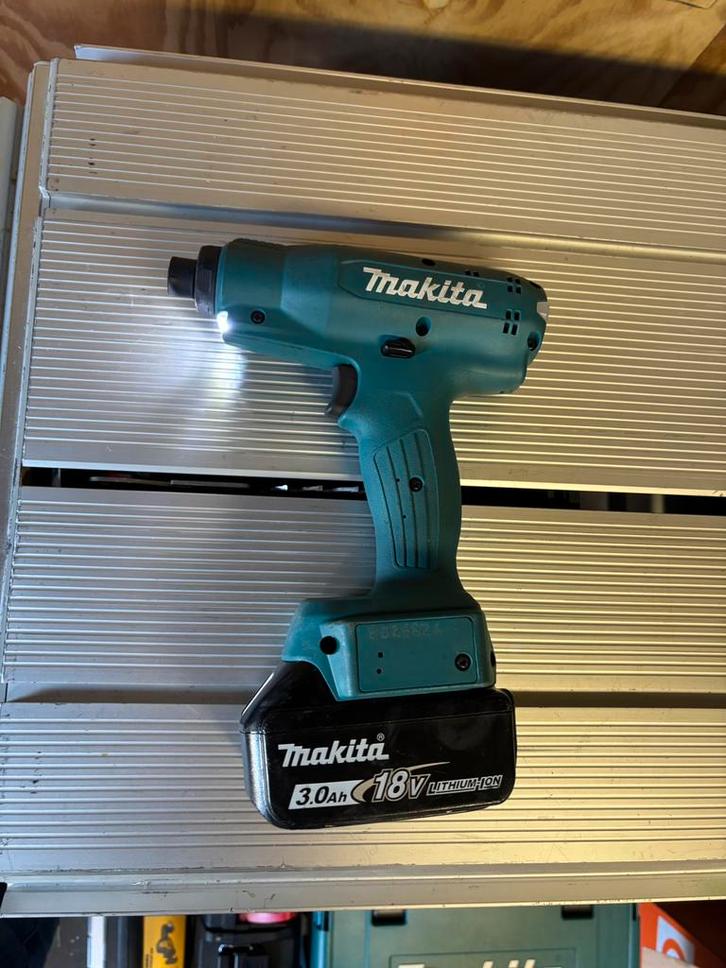Makita DFT129FM4Z LXT 18V Momentsleutel 5-12Nm, Doe-het-zelf en Verbouw, Gereedschap | Boormachines, Zo goed als nieuw, Overige typen