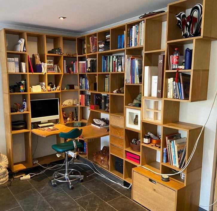 Zelf ontworpen massief eiken hoekkast, Huis en Inrichting, Kasten | Boekenkasten, Gebruikt, 200 cm of meer, 200 cm of meer, 25 tot 50 cm