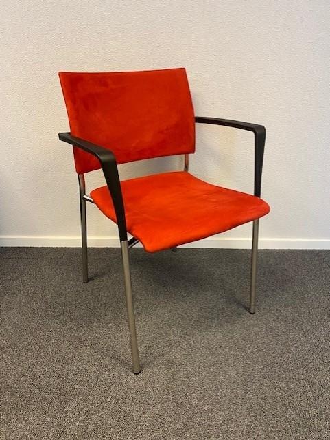 Vergaderstoelen Casala Feniks rood 4-poots stapelbaar 8x, Huis en Inrichting, Stoelen, Gebruikt, Vijf, Zes of meer stoelen, Kunststof