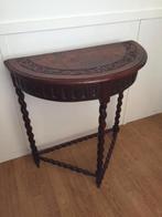 Halfrond tafeltje, Ophalen