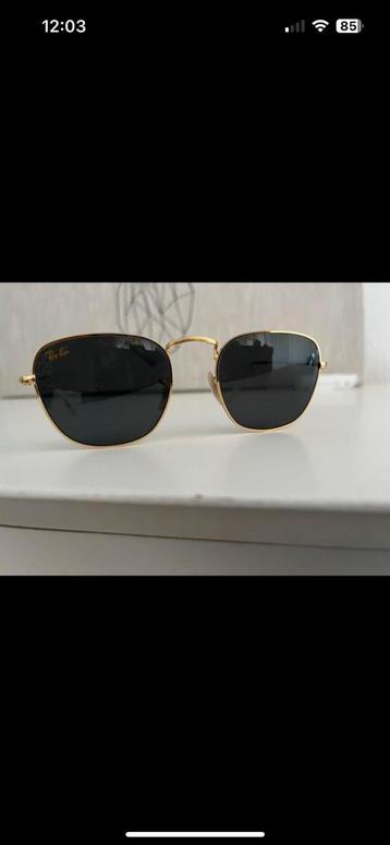 Rayban zonnebril beschikbaar voor biedingen
