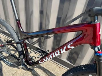 Prachtige nieuwe S-Works Epic world cup maat XL beschikbaar voor biedingen