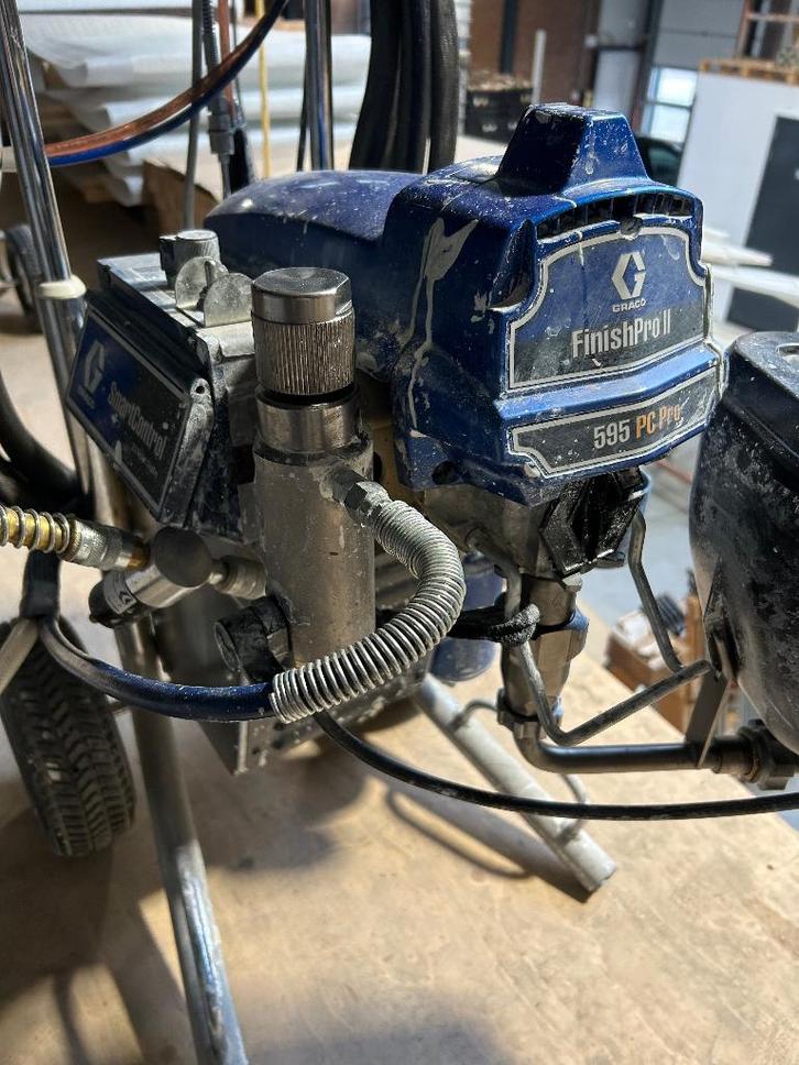 Graco 595 finish pro verfspuit ZEER COMPLEET, Doe-het-zelf en Verbouw, Schildersmaterialen, Zo goed als nieuw, Verfspuit of Verfpomp