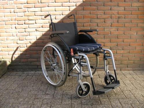 Excel G-ECO rolstoel 46cm Met Massieve banden en druksteunen, Diversen, Rolstoelen, Zo goed als nieuw, Duwrolstoel, Inklapbaar
