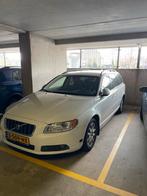 Volvo V70 2.0 2009 Wit, Auto's, Volvo, Voorwielaandrijving, 145 pk, Zwart, 4 cilinders