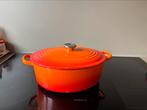Oranje Le Cruset pan ovaal, Huis en Inrichting, Ophalen, Zo goed als nieuw, Gietijzer, Kookpan of Snelkookpan