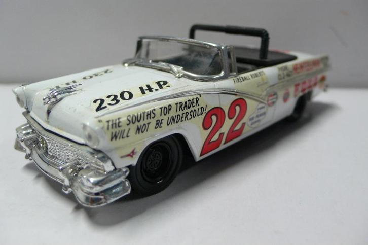 ford fairlane stockcar - quartzo  1/43, Hobby en Vrije tijd, Modelauto's | 1:43, Nieuw, Auto, Overige merken, Verzenden