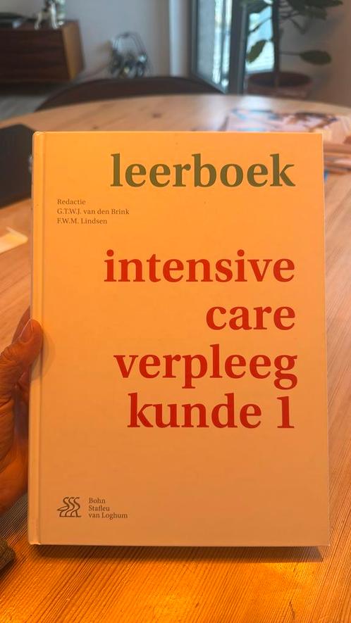 Leerboek Intensive care vpk 1, Boeken, Wetenschap, Zo goed als nieuw, Ophalen of Verzenden