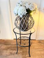 IKEA Klingsbo bijzettafel – voor balkon, terras of planten, Minder dan 55 cm, Gebruikt, Metaal of Aluminium, Modern industrieel / Scandinavisch/Functioneel