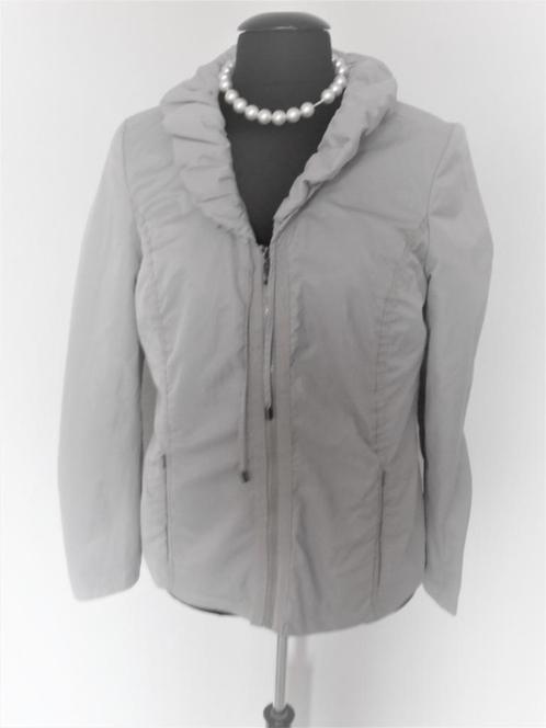 NIEUW Liv - prachtig beige jasje - 44, Kleding | Dames, Jasjes, Kostuums en Pakken, Nieuw, Jasje, Maat 42/44 (L), Beige, Verzenden