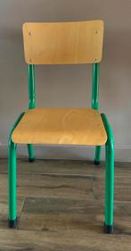 Houten Kinder stoeltje ( fris ! appeltjes groen ), Ophalen of Verzenden, Gebruikt, Stoel(en)