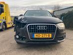 Te koop: Audi Q3 Quattro met schade!, Euro 5, Stof, 1800 kg, Zwart